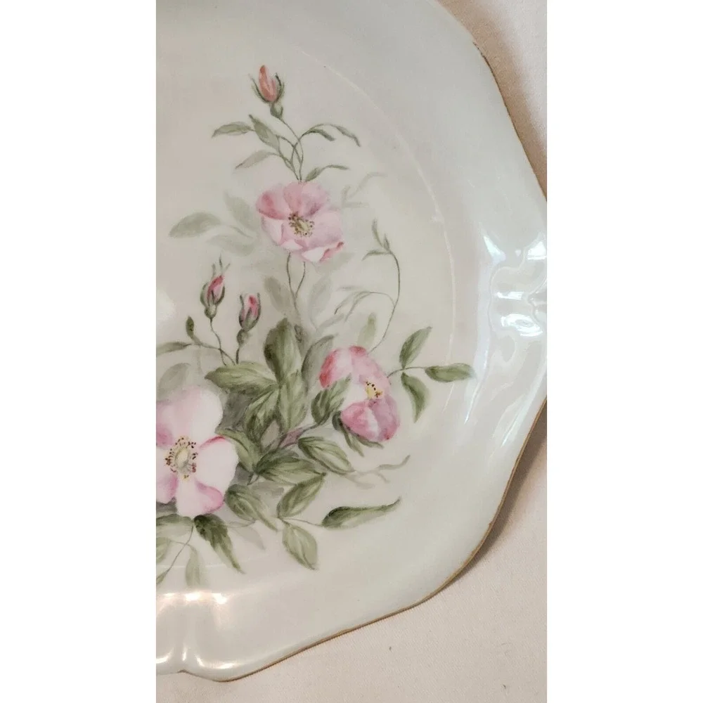 W. G.‎ & Co. France Pink Rose Dinner Plate Scalloped Edge